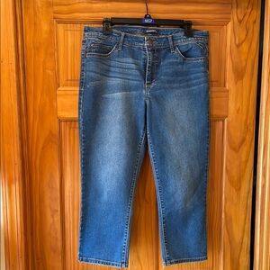 Bandolino Denim Capri Jeans